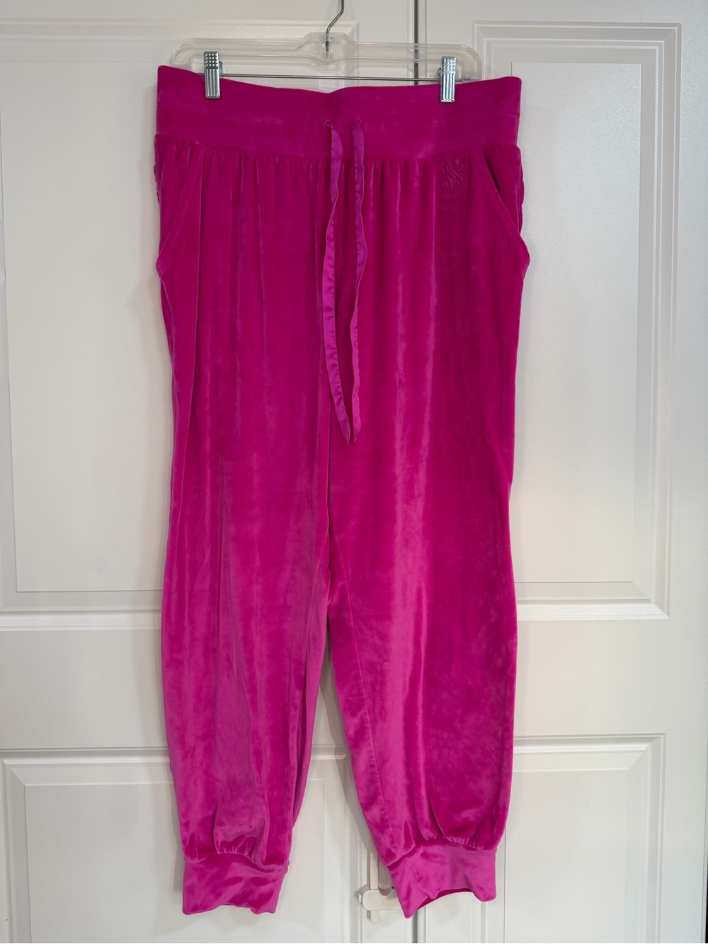 Victoria's Secret On Point Velour Jogger Sweatpants - Hot Pink / Bali Orchid